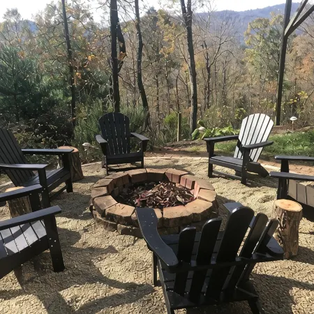 Great Location, Beautiful Mountain and Sunset Views, Hot Tub and Shuffleboard.