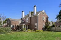 Robert Manning Place•Historic 1824 Salem Home with Parking•Walk to Downtown - Bintang 3