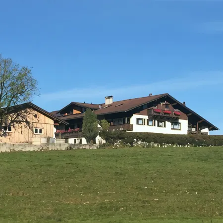 Charming Vacation Rental in a Secluded Location with a Wonderful View