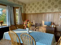 Charming Vintage Cottage in Skytop - Perfect for Intimate or Large Gatherings! - WiFi