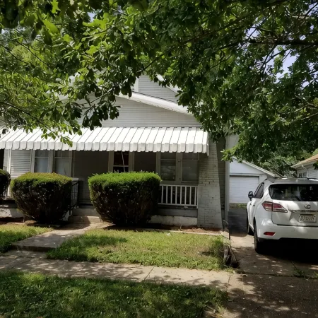 Relax Inn this Knotty & Nice entire Home