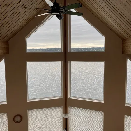 Waterfront cabin facing the sunset