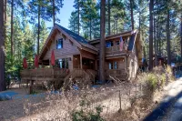 Smokey Joes 5 Bedroom Cabin by RedAwning - 2-Star