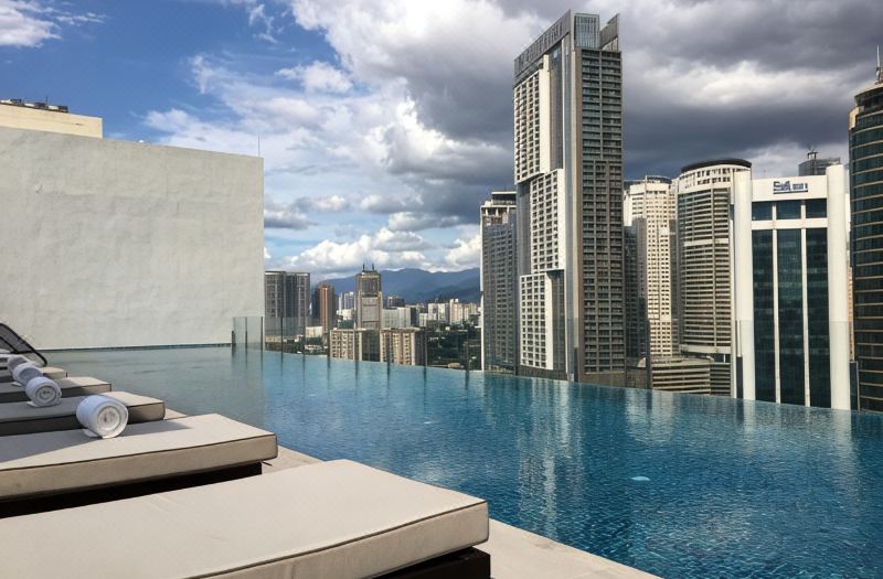 Hotel Stripes Kuala Lumpur, Autograph Collection photo 2