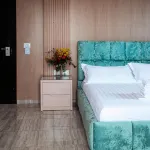 Vila e Bardhe Butique Hotel - موقف سيارات