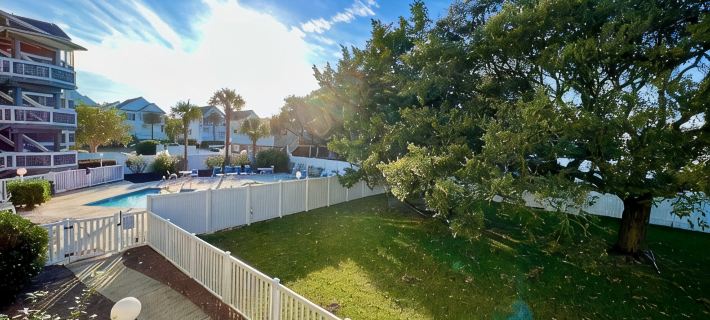 Remodeled 3 Bdrm 3 Bath, Ocean Views, only steps to the Beach Ξενοδοχεία στην πόλη Surfside Beach