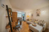 Cotswolds / 2BD / 1 Bath / Garden / City Centre - 4-Star