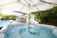 Tobago - Bathtub