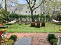 Harpoon House - Bed & Breakfasts