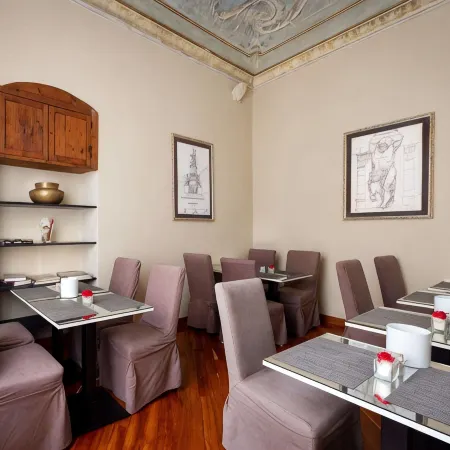 HNN Luxury Suites
