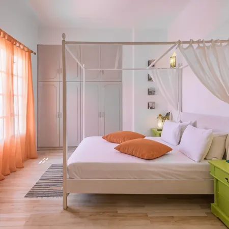 Eiriana Luxury Suites