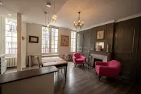 La Maison des Cochers- 1rst floor apartment- 1 stair - - Boutique