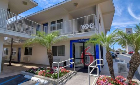 Motel 6-Westminster, CA - South - Long Beach Area