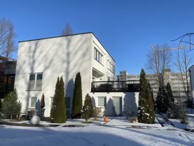 City Holiday Apartments Berlin Hotels near Friedhof Heinersdorf