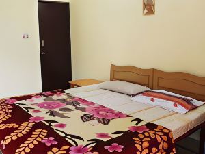 Ganga Sai Guest House