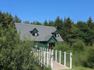 高爾夫及鄉村俱樂部湖畔旅館