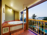 at Boathaven Bay Holiday Apartments Hotels in Jubilee Pocket