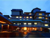 Izumiya Hoteles cerca de 長岡花火大会 三尺玉打上場所