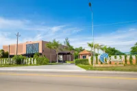 Perolas Villas Resort Hotels near Gold Rock Beach Travel Park