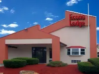 Econo Lodge فنادق في Shenango Township