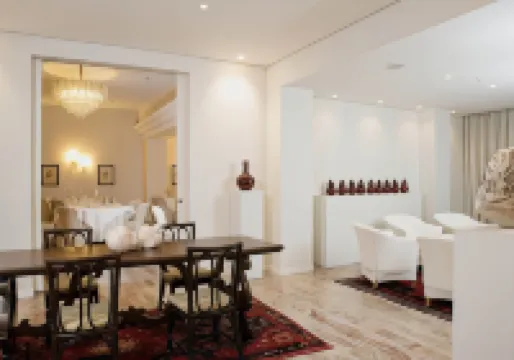 โรงแรมเนชั่นเนล