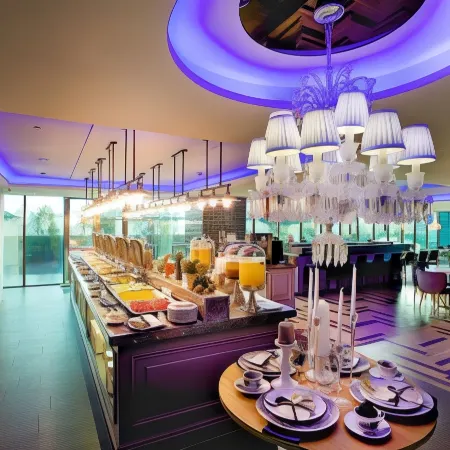 FX HOTEL TAINAN