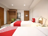 Super OYO 483 Pannee Hotel Khaosan Hotels near Dusit