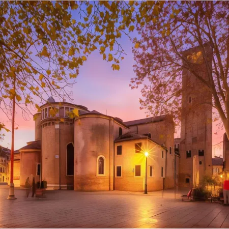 Hotel Aquarius Venice Отели рядом с достопримечательностью «Район Сан-Поло»