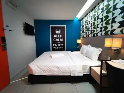 Sovotel@Uptown 28 Hotels near KPMG Tower