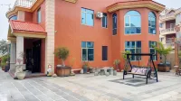 Caihong Zhishang Homestay