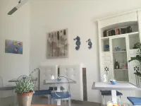 Triple Room in B&b - a Stone's Throw from the Sea