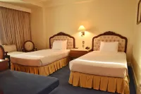 Manila Prince Hotel Hotel di Manila