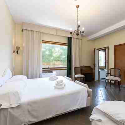 Hotel Ristorante Maga Circe Rooms