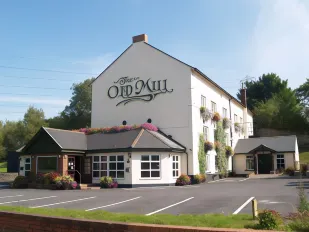 Old Mill Hotel & Lodge