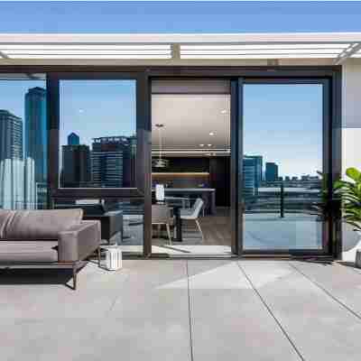 Luxury Penthouse with Astonishing Bay and City Views Rooms