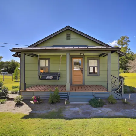 Updated Brevard Home - Close to Downtown!
