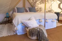 Snäckö Canvas Hotell & Kajak Hotels in Eckero