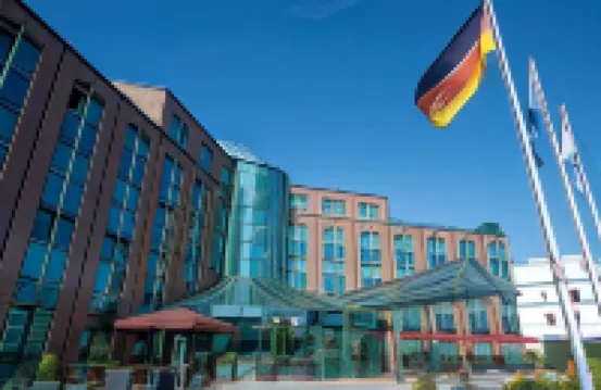 Hotel Amadeus Frankfurt Hotels in der Nähe von Afghanisch-Islamisches-Zentrum Frankfurt am Main e.V. - Abu Hanifa Moschee