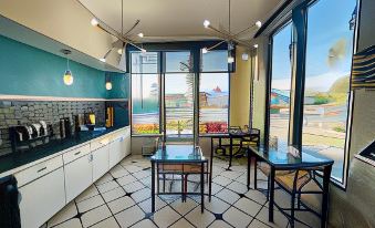 Casa Blanca Hotel & Suites Orange