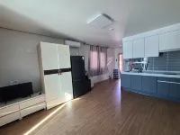 Hoengseong Hyeonju's Bed and Breakfast Hotels near Hoengseong Welli Hilli Park Ski Resort