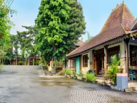 OYO 93207 Merah House Các khách sạn ở Payung Sekaki
