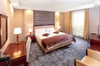 Colosseum Hotel Hotel di Morahalom
