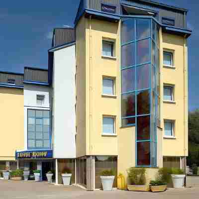 Kyriad Montbeliard - Sochaux Hotel Exterior