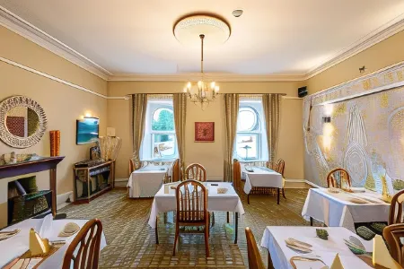The Brantwood Hotel Отели в г. Pooley Bridge