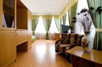 Lion Hotel