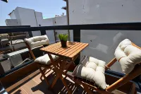 Ados Otel