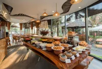 Sala Tuy Hoa Beach Hotel - breakfast