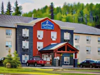 Lakeview Inns & Suites - Slave Lake - parking