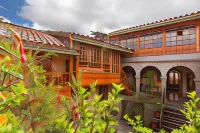 Amaru Colonial