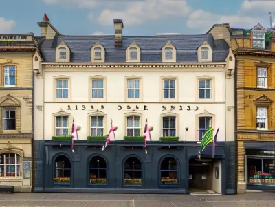 Kings Head Hotel Các khách sạn ở Cirencester